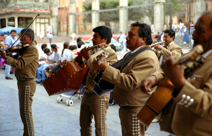 [mariachi]