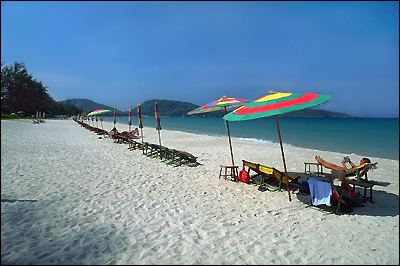 Nai_Yang_Beach